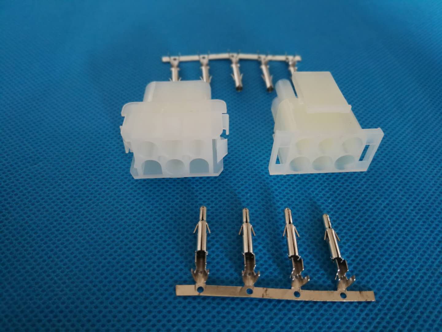 大間距連接器 大間距連接器