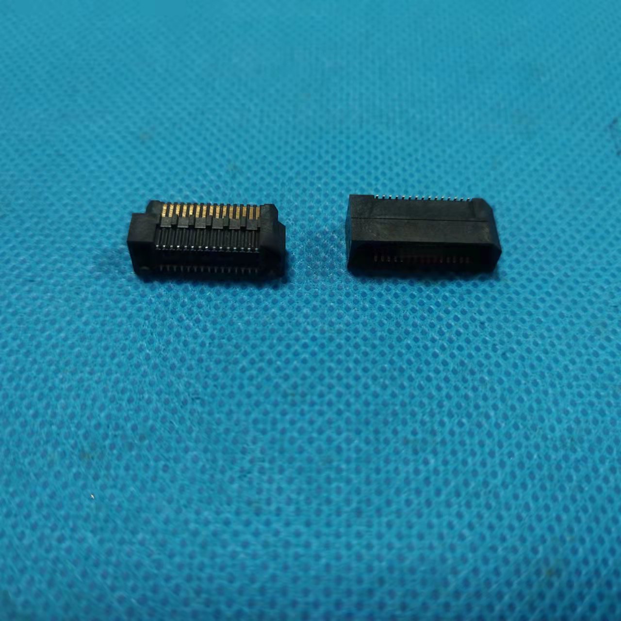 0.8板板連接器 0.8板板連接器